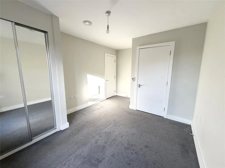 Highfield Avenue, Newbury, RG14, photo 7