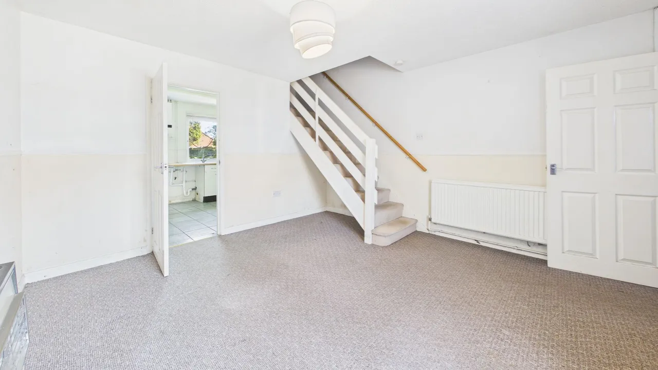Marholm Road, Walton, Peterborough, PE4, photo 2