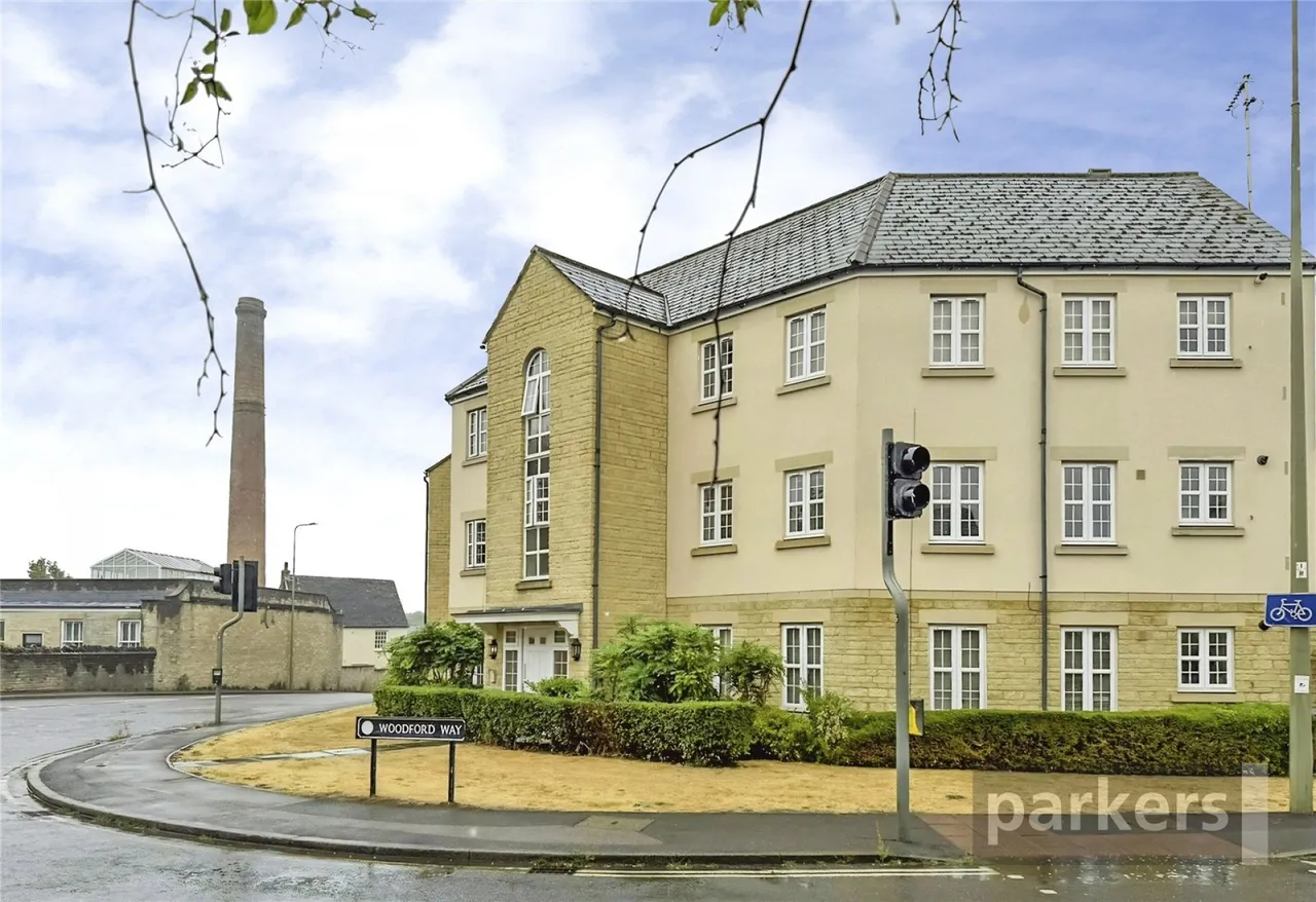 2 bed flat for sale, Woodford Way, Witney, OX28