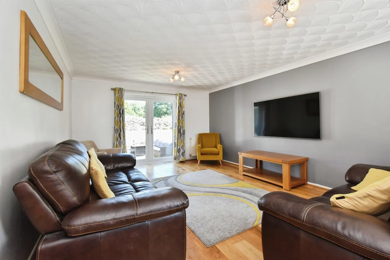 The Oaks TREHARRIS, CF46, photo 14