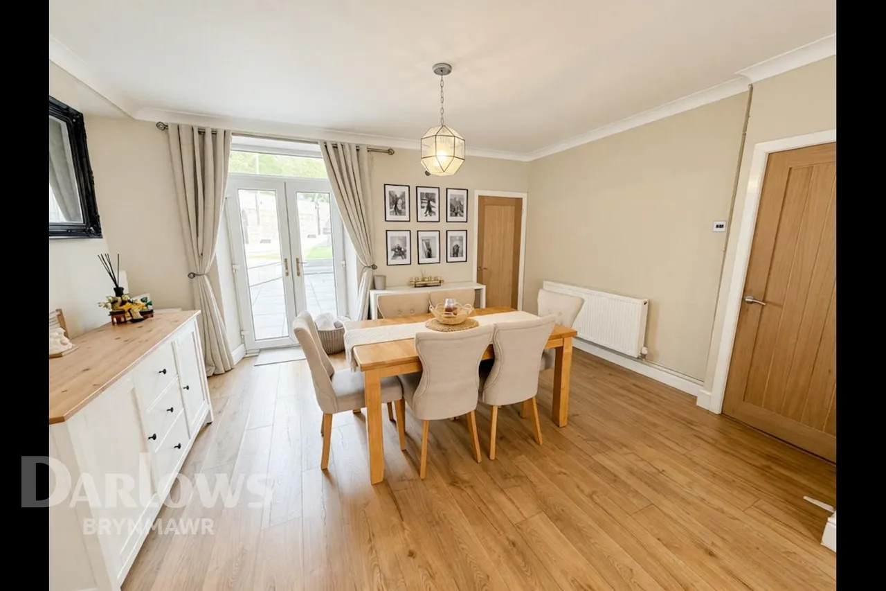 Alexandra Place, Tredegar, photo 9