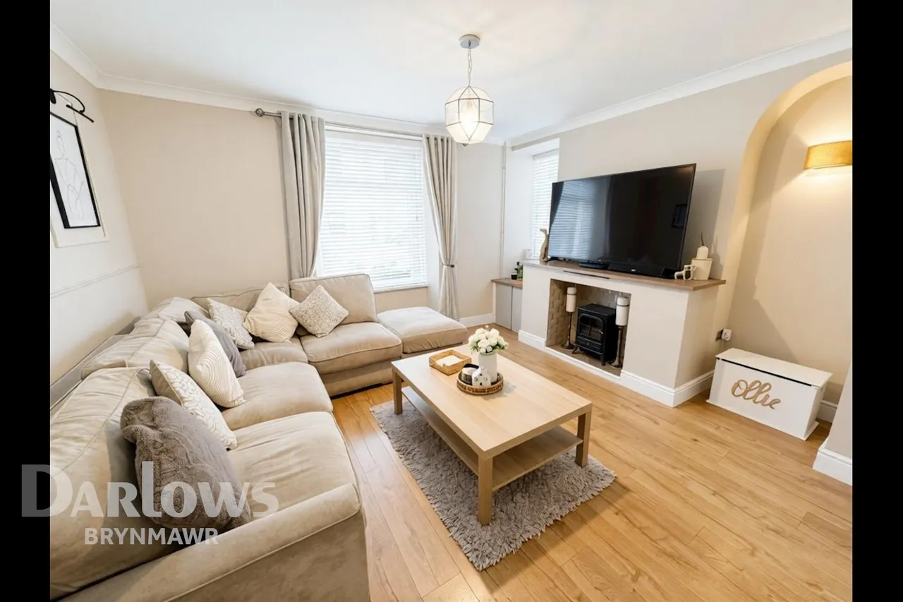 Alexandra Place, Tredegar, photo 12
