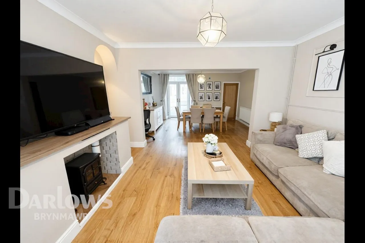 Alexandra Place, Tredegar, photo 8