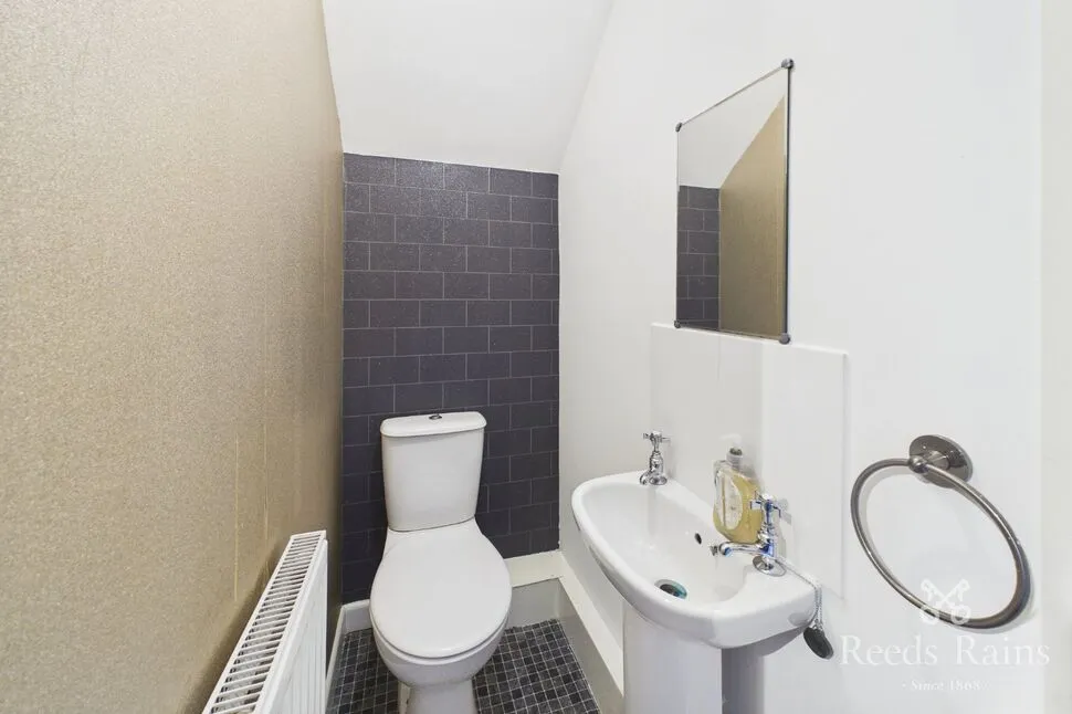 Apex Close, Burnley, Lancashire, BB11, photo 8