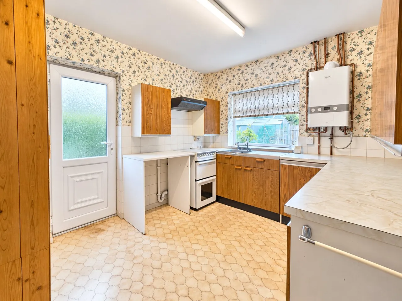 Nicholls Drive, Pensby, CH61, photo 5