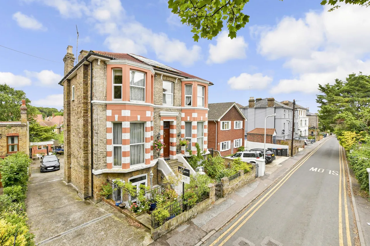 8 bed house for sale, The Vale, Broadstairs