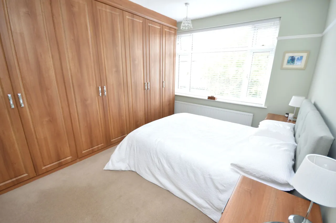 Bowerfold Lane, Stockport, photo 21