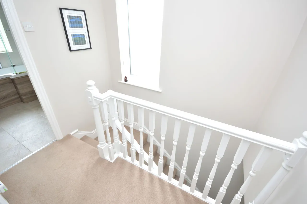Bowerfold Lane, Stockport, photo 18