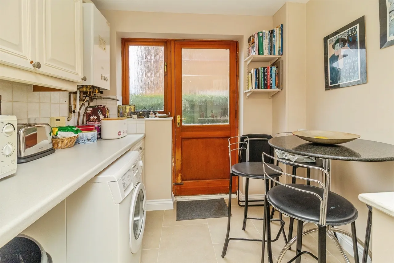 Shuttleworth Grove, Wavendon Gate, MILTON KEYNES, photo 9