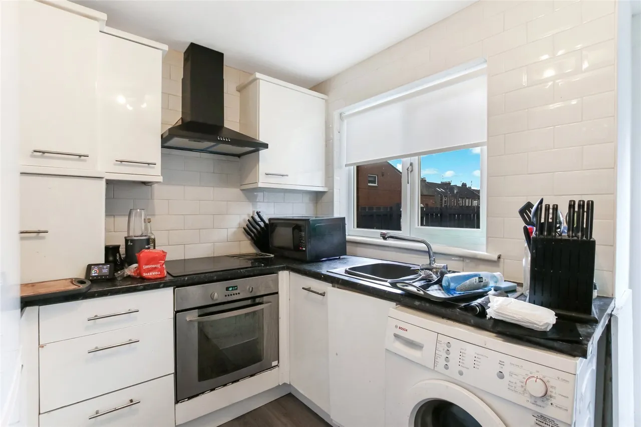 Edrom Court, Shettleston, G32, photo 3