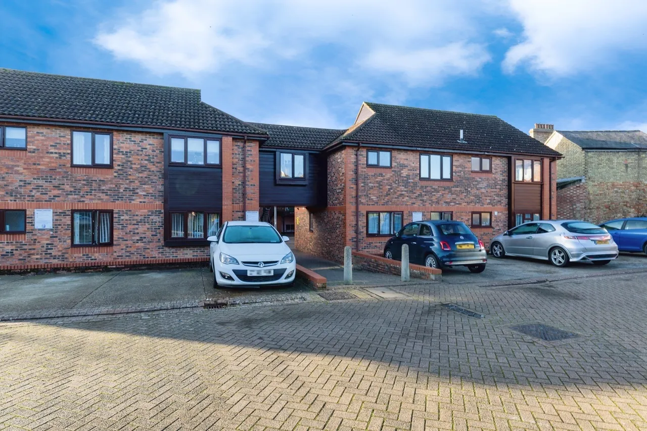 Rectory Court, High Street, Sandy, Bedfordshire, SG19, photo 12
