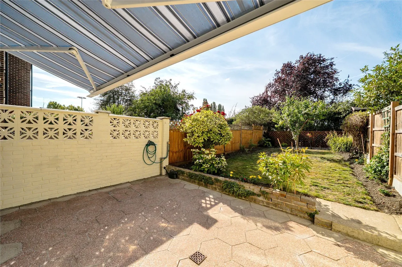 Vincent Close, Bromley, BR2, photo 11