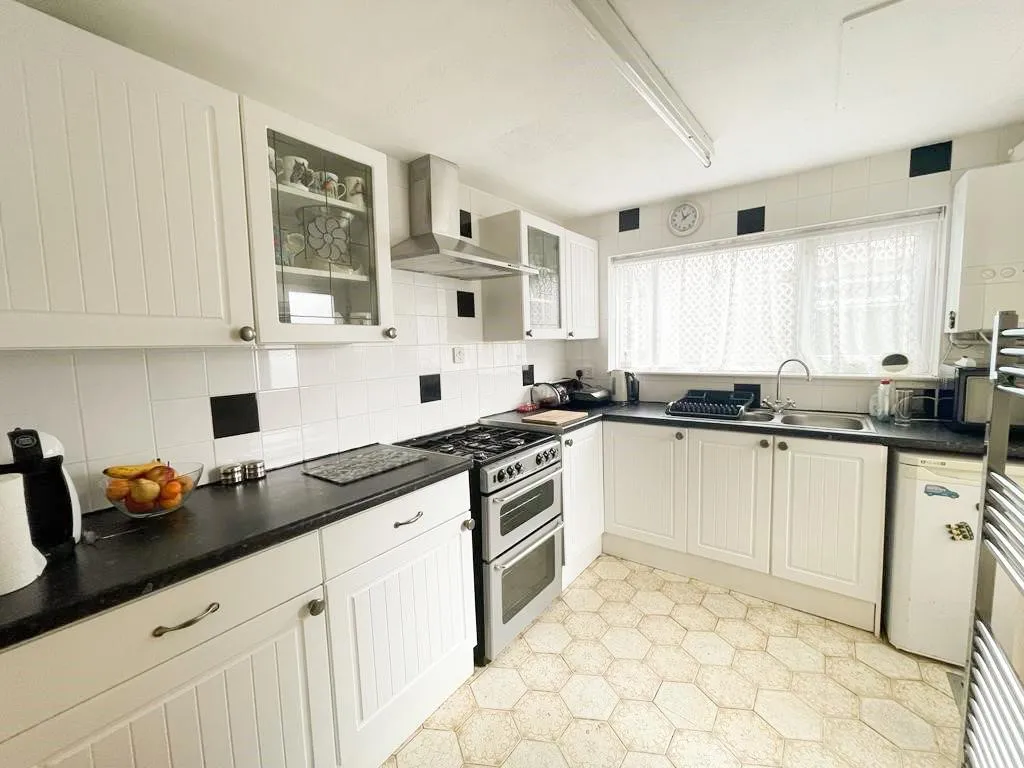 Spring Gardens, Silsden, BD20 0DJ, photo 4