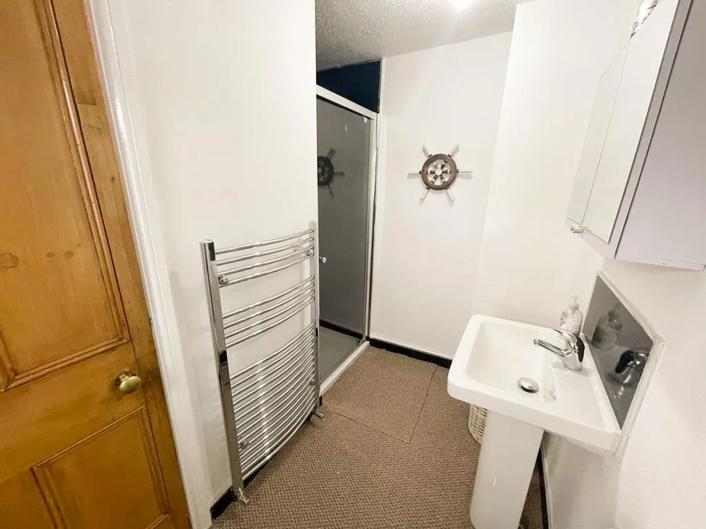 Spring Gardens, Silsden, BD20 0DJ, photo 6