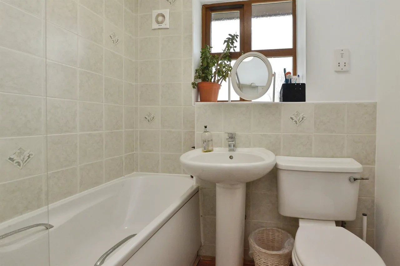 Benacre Croft, Tattenhoe, Milton Keynes, photo 11