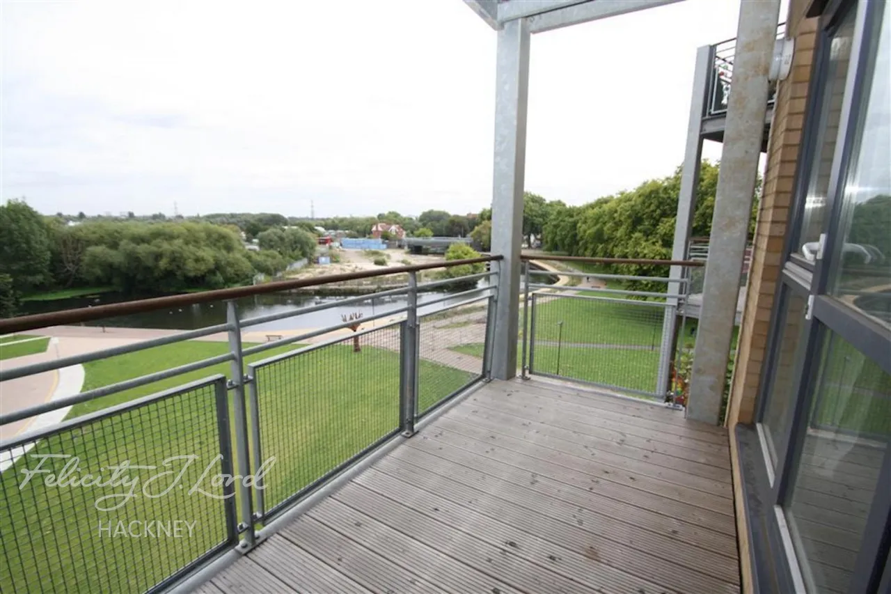 Harry Zeital Way, E5, photo 11