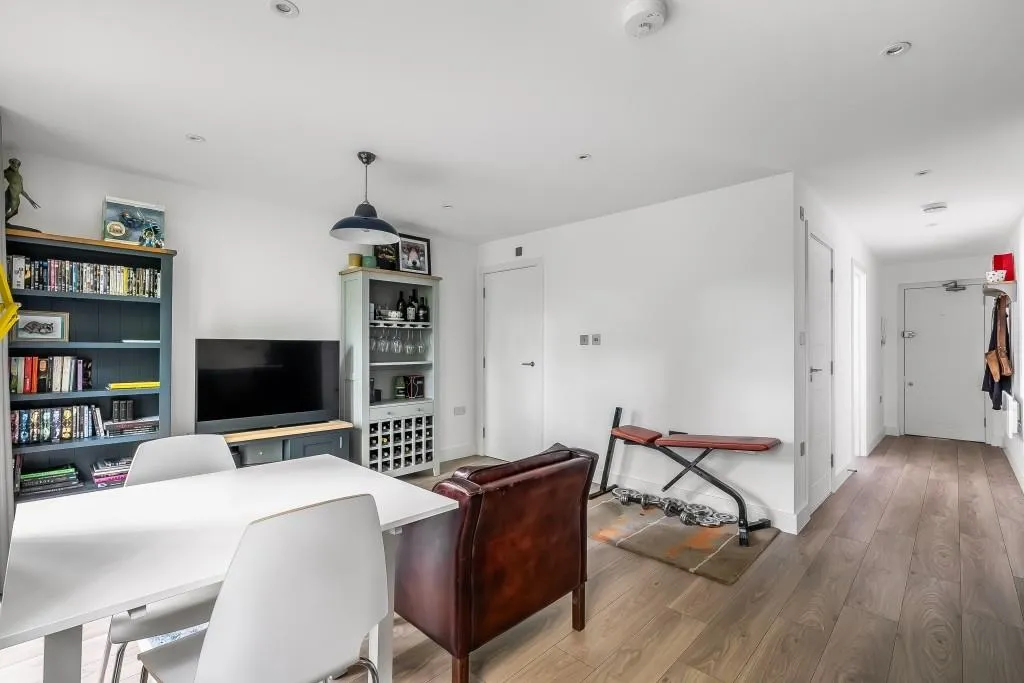 Portland Road, Dorking, RH4, photo 9