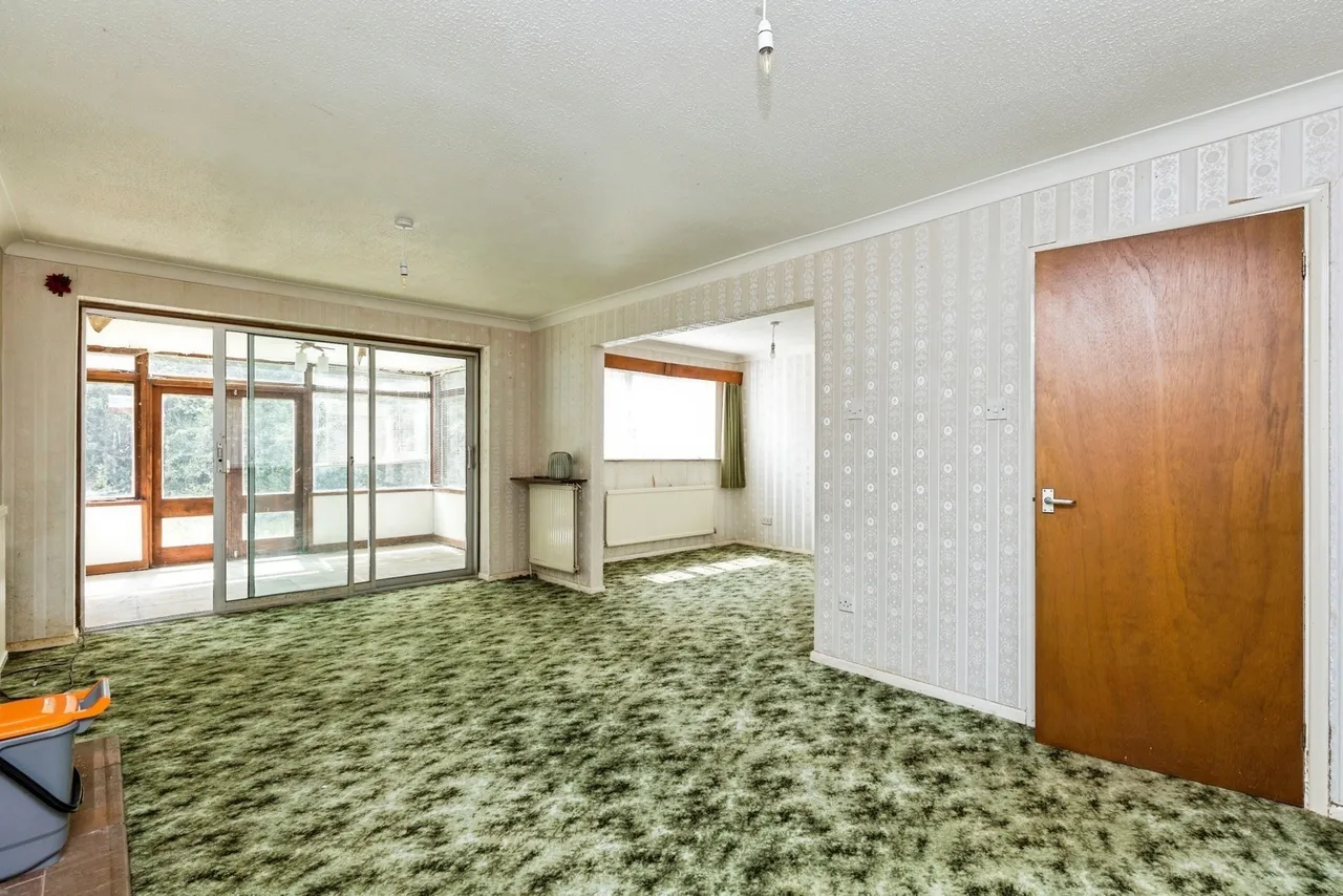 Beechwood, Southwater, RH13, photo 13