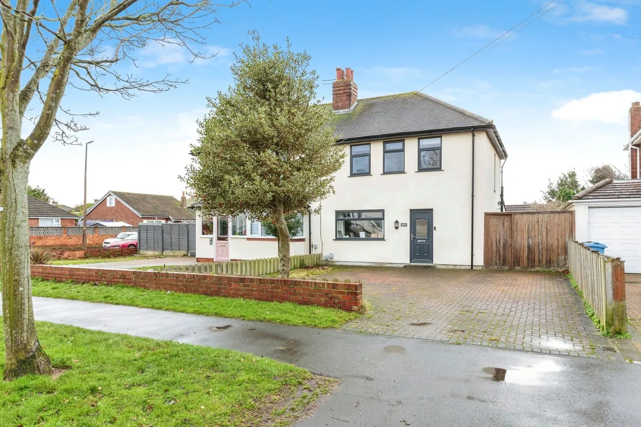3 bed house for sale, Blackpool Road North, Lytham St. Annes, FY8