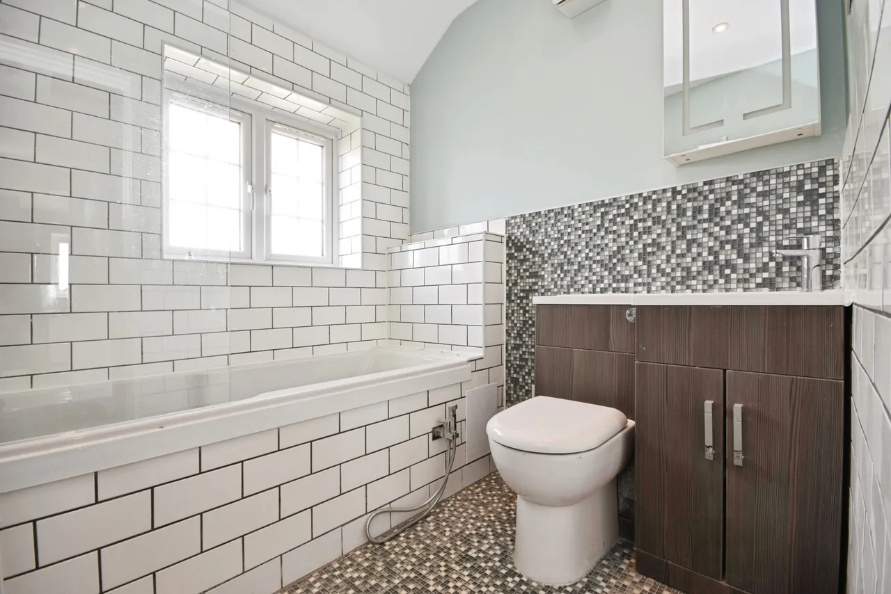 Baddow Hall Crescent, Chelmsford, Essex, CM2, photo 4
