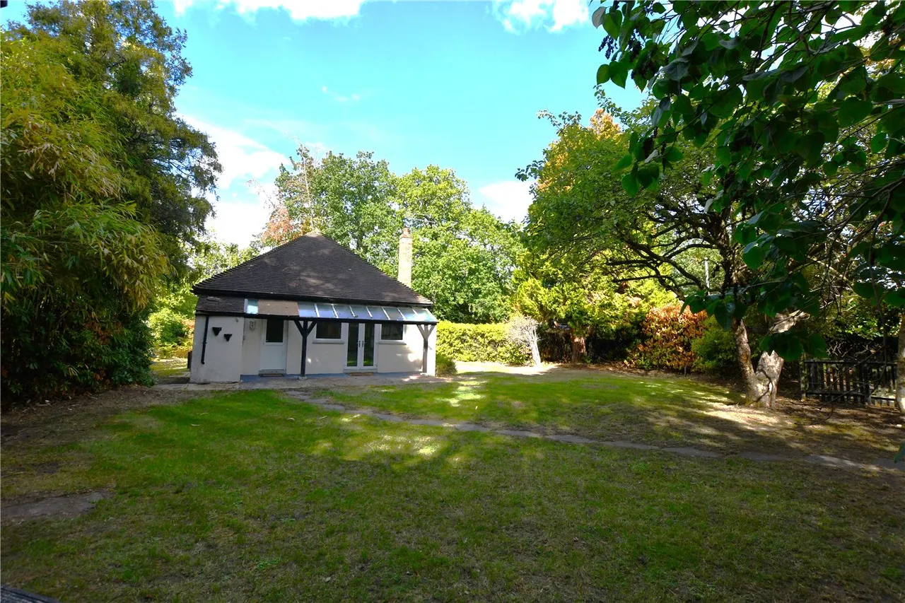 Forest Road, Hayley Green, Warfield, Bracknell, RG42, photo 7