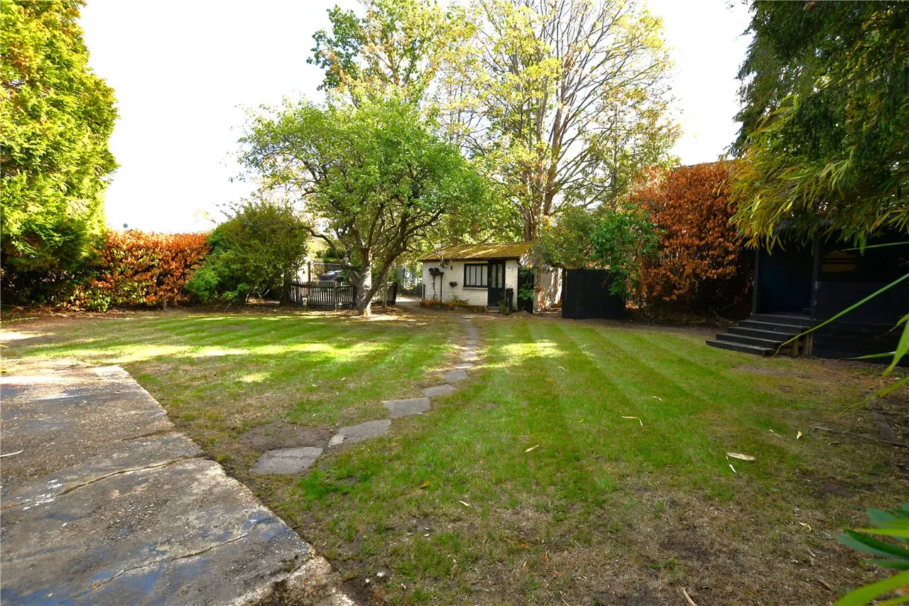 Forest Road, Hayley Green, Warfield, Bracknell, RG42, photo 11