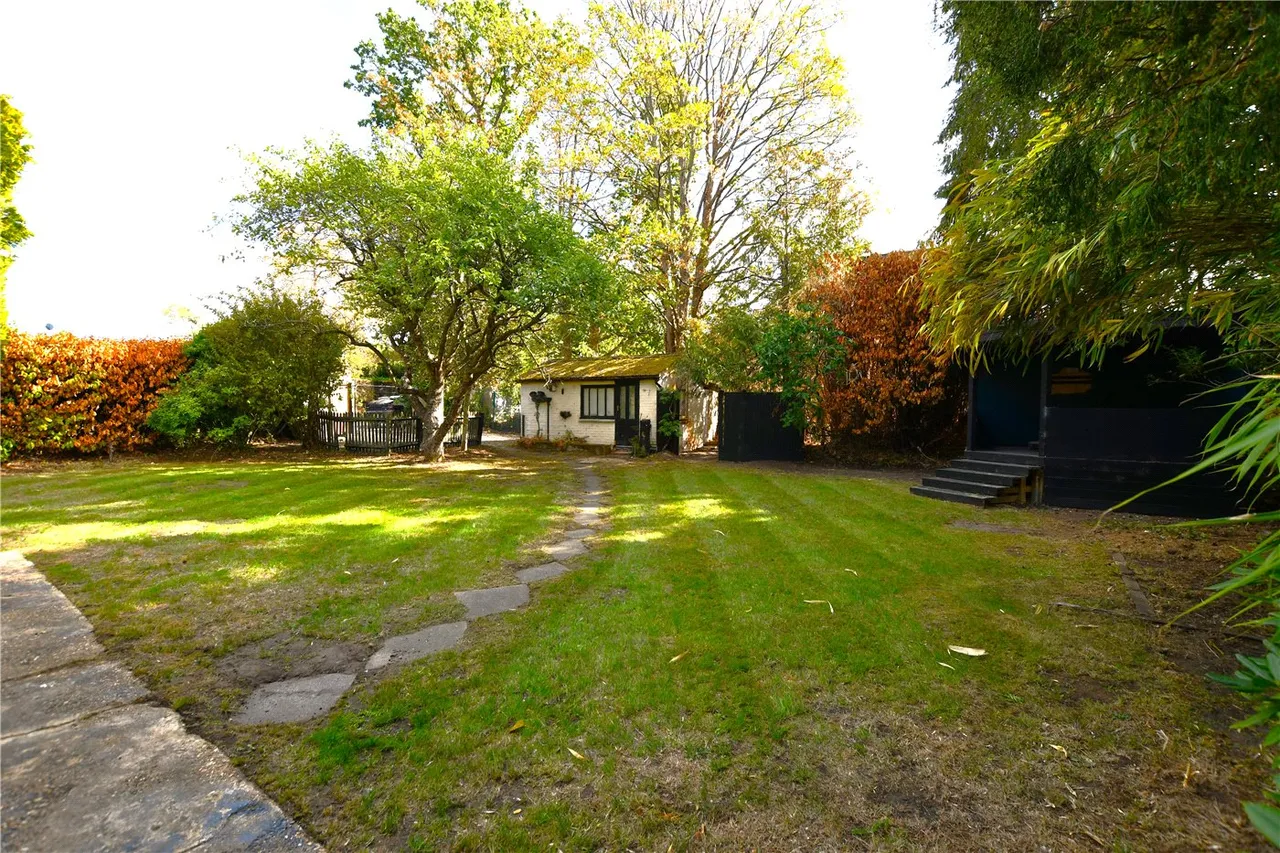 Forest Road, Hayley Green, Warfield, Bracknell, RG42, photo 5