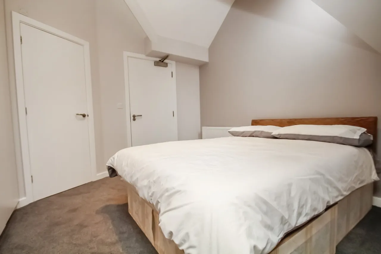 Clarendon Road, Leeds, LS2, photo 10