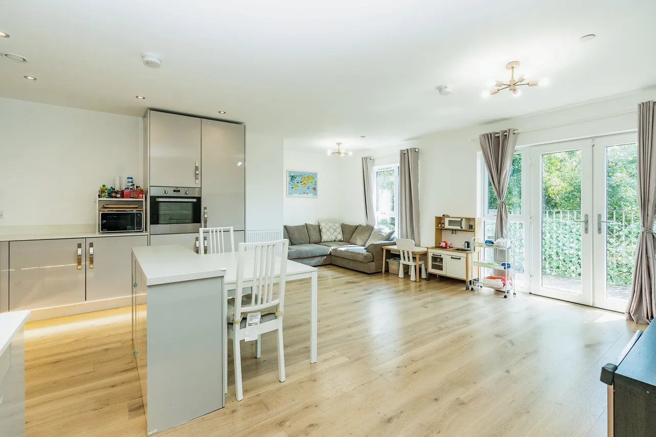 Rosalind Drive, Maidstone, ME14, photo 11