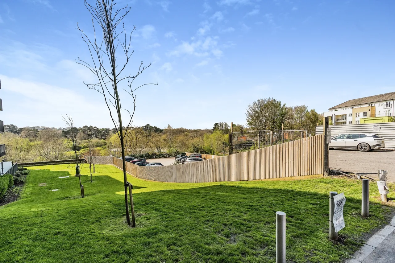 Rosalind Drive, Maidstone, ME14, photo 12