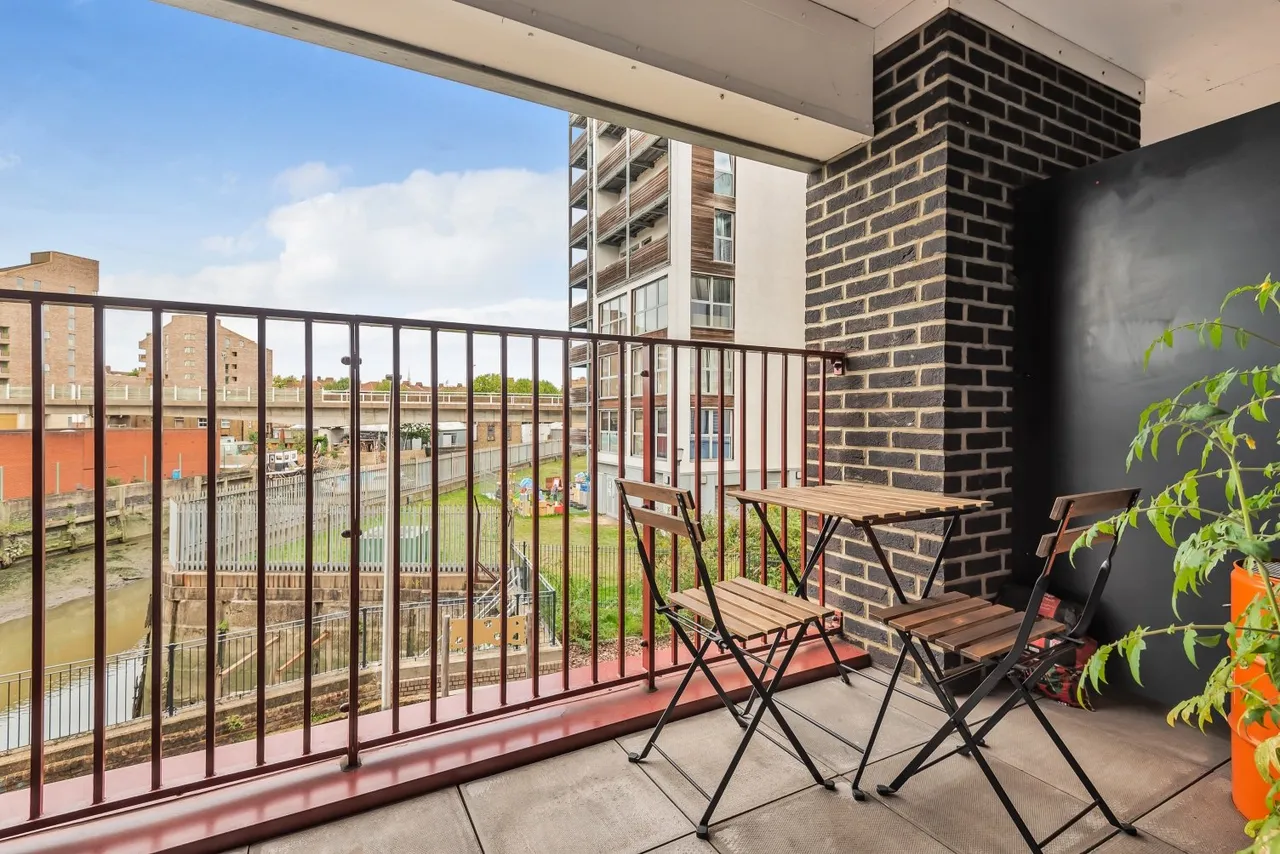 Greenwich High Road, SE10, photo 6