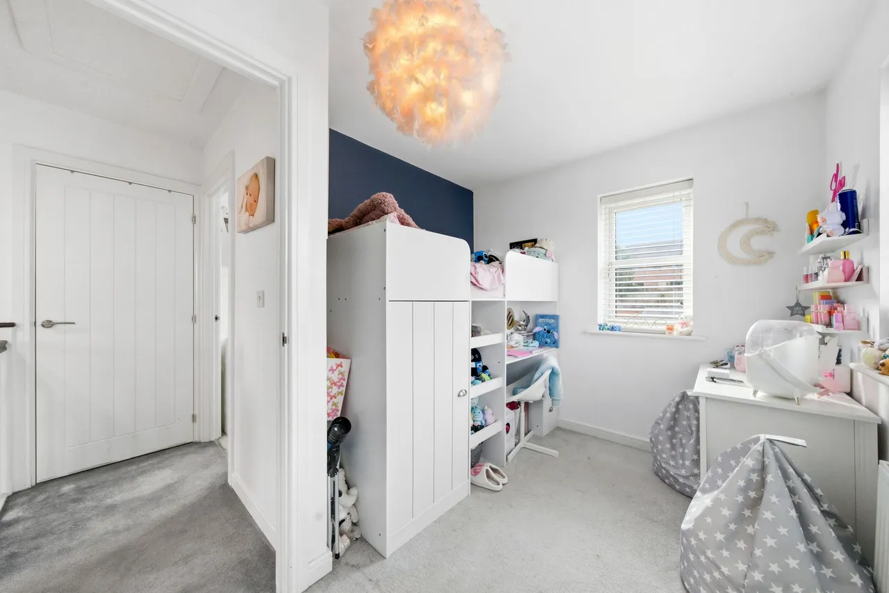 Hilldale, Ashton-In-Makerfield, Wigan, WN4 0AJ, photo 12