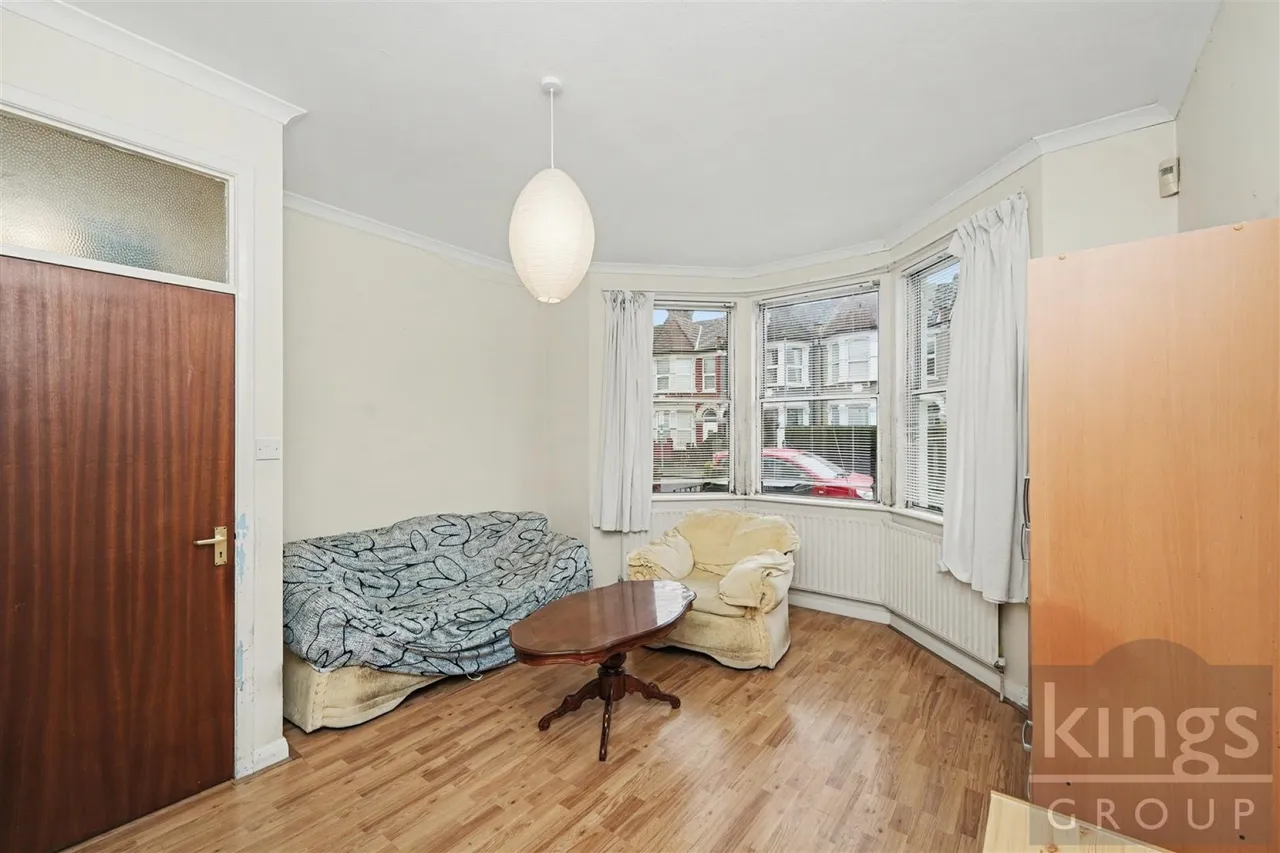 Whymark Avenue, Wood Green, photo 10