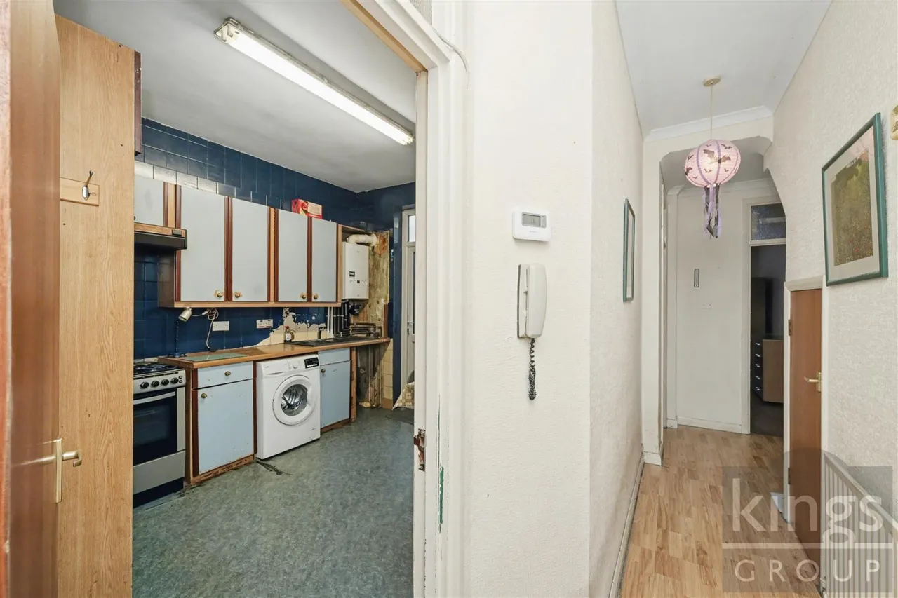 Whymark Avenue, Wood Green, photo 13