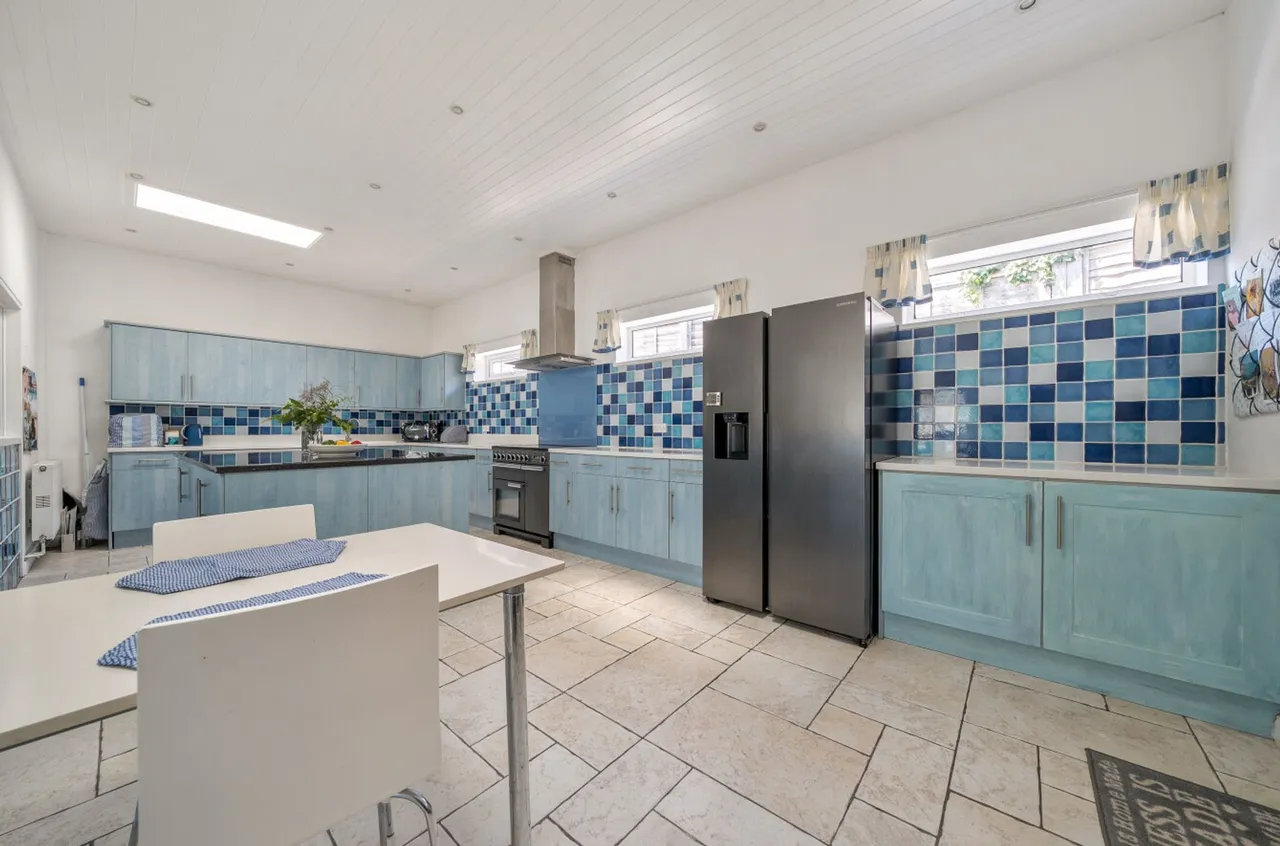 Bedhampton Hill, Havant, PO9, photo 2