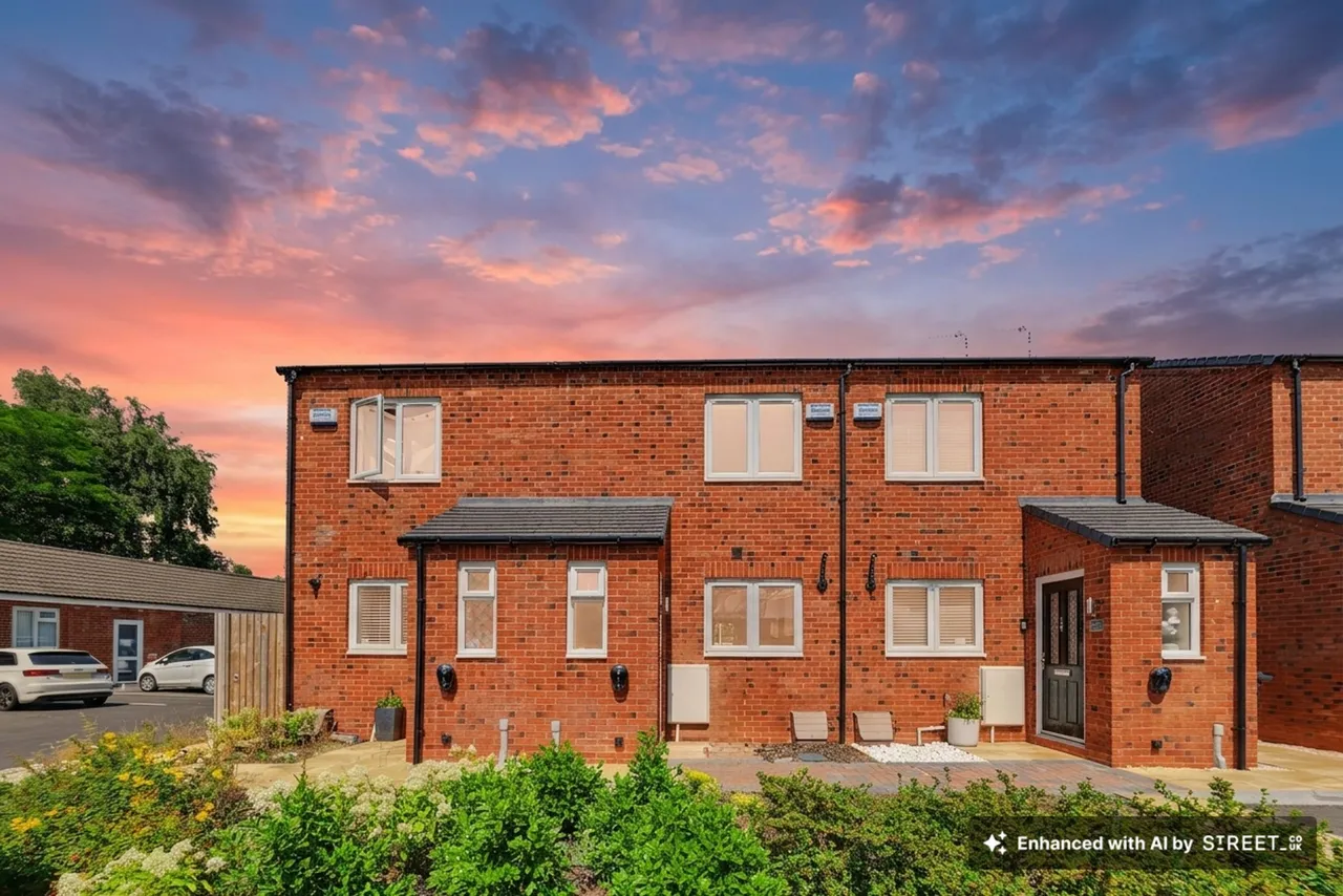 2 Heather Norgrove Place, Ansley, Nuneaton, CV10, photo 4