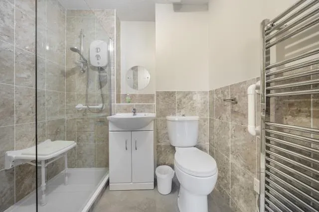 Ferndale Court, Thatcham, RG19, photo 12