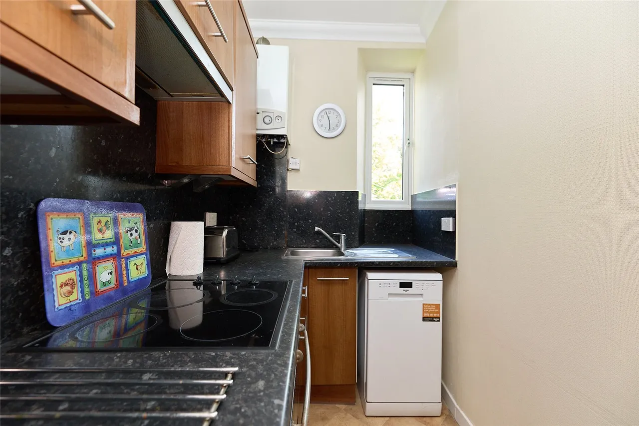 Esslemont Avenue, Aberdeen, AB25, photo 8