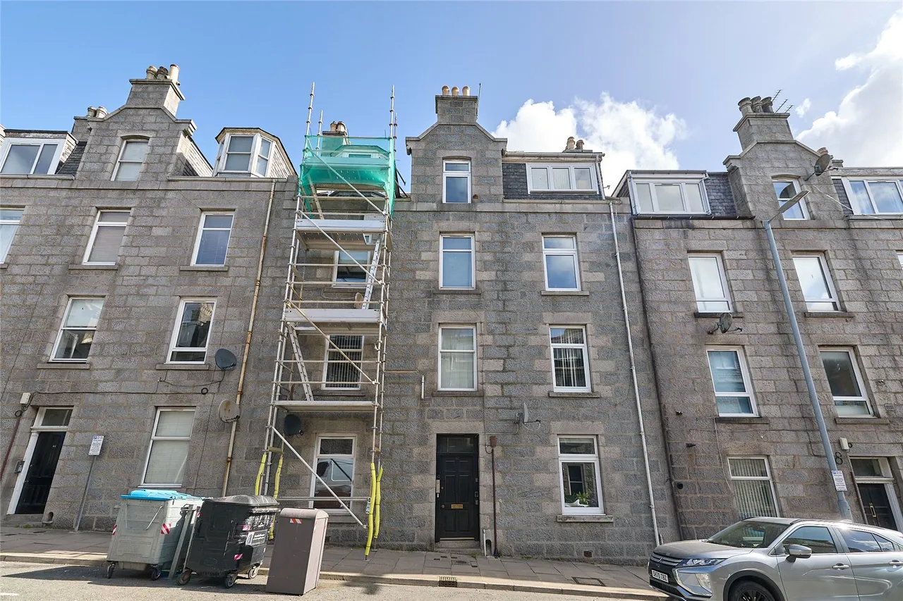 1 bed flat for sale, Esslemont Avenue, Aberdeen, AB25
