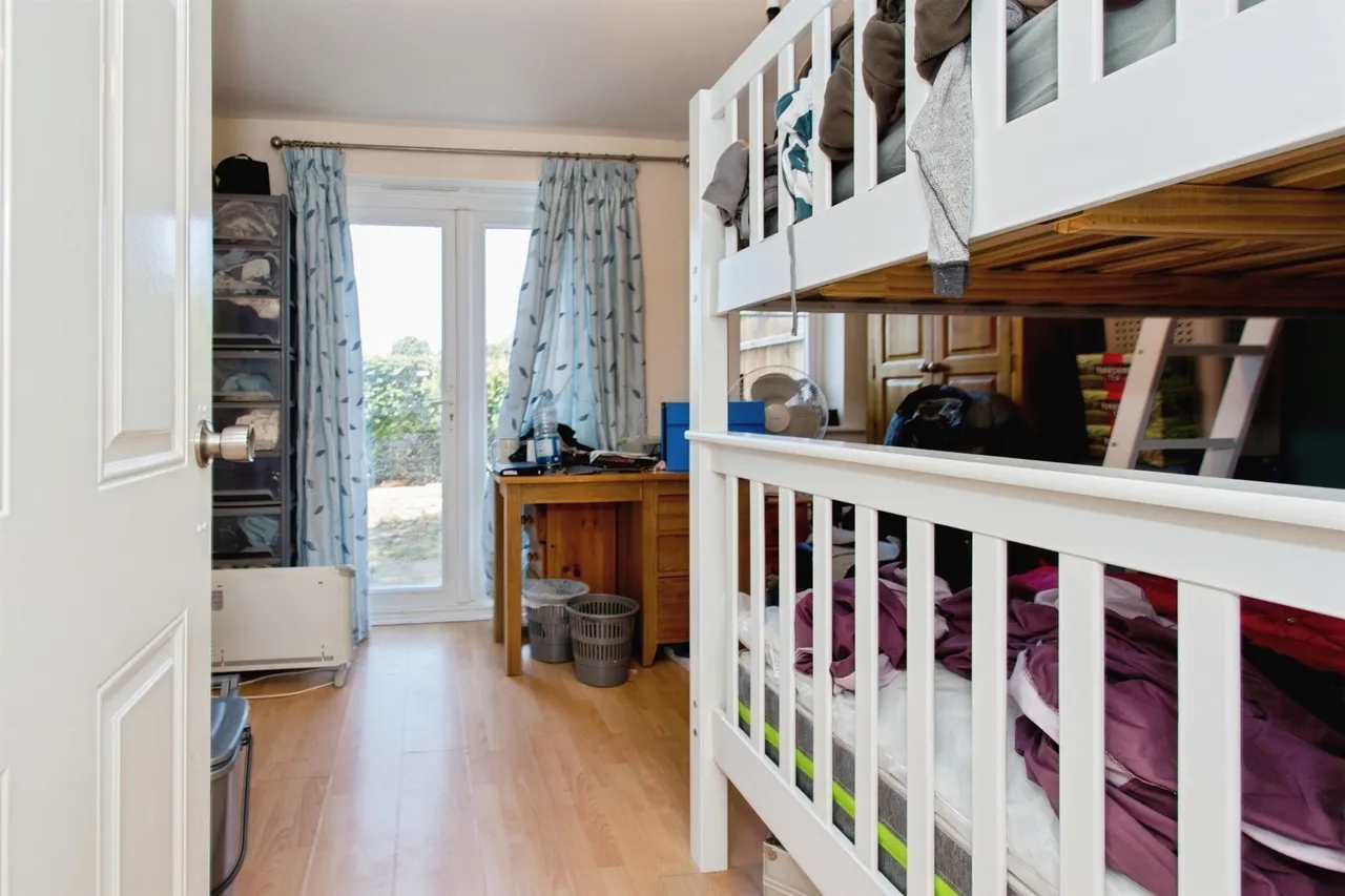 Merivale Way, Ely, photo 4