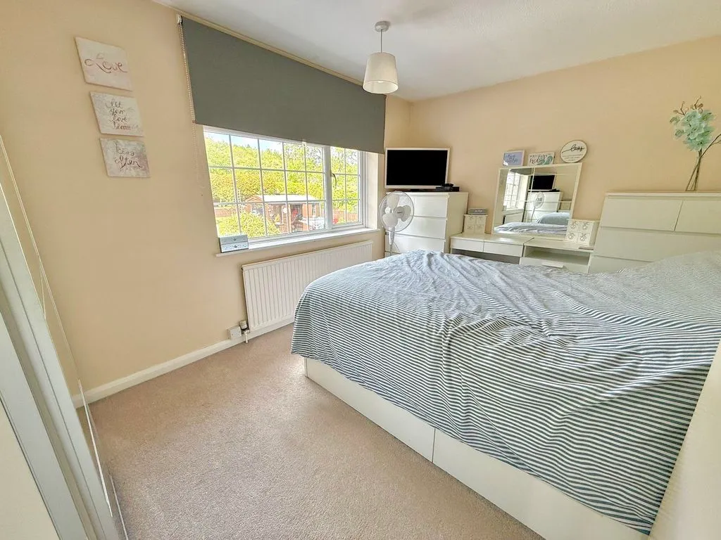 Bowland Crescent, Dunstable LU6 3QD, photo 13