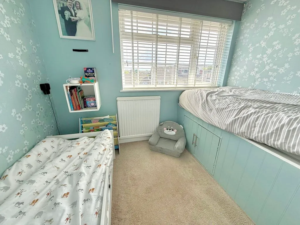 Bowland Crescent, Dunstable LU6 3QD, photo 14