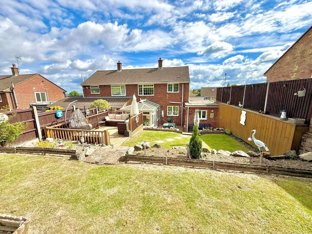 Bowland Crescent, Dunstable LU6 3QD, photo 17