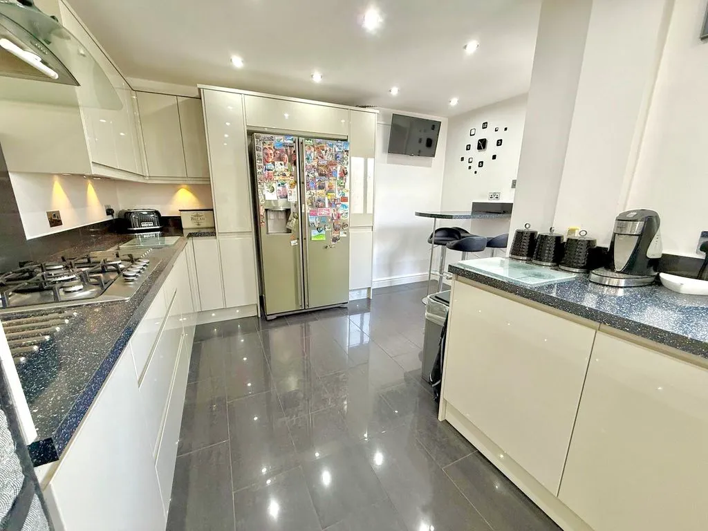 Bowland Crescent, Dunstable LU6 3QD, photo 10