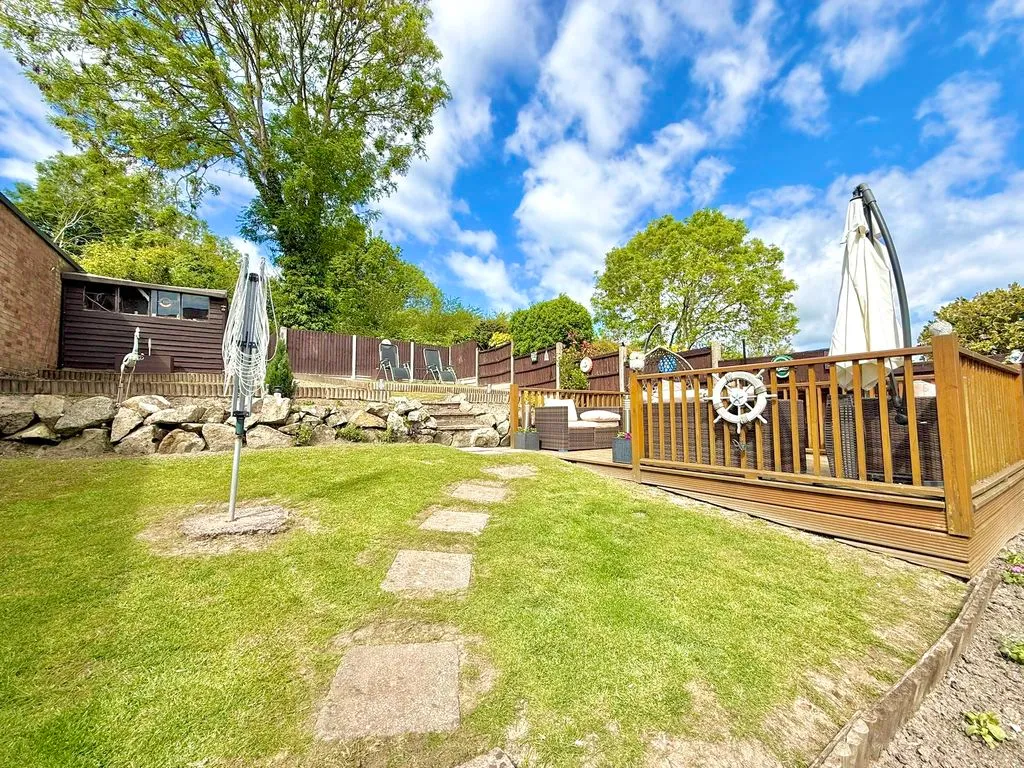 Bowland Crescent, Dunstable LU6 3QD, photo 18