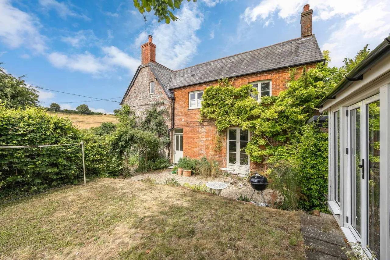 Stubhampton, Blandford Forum, DT11, photo 13