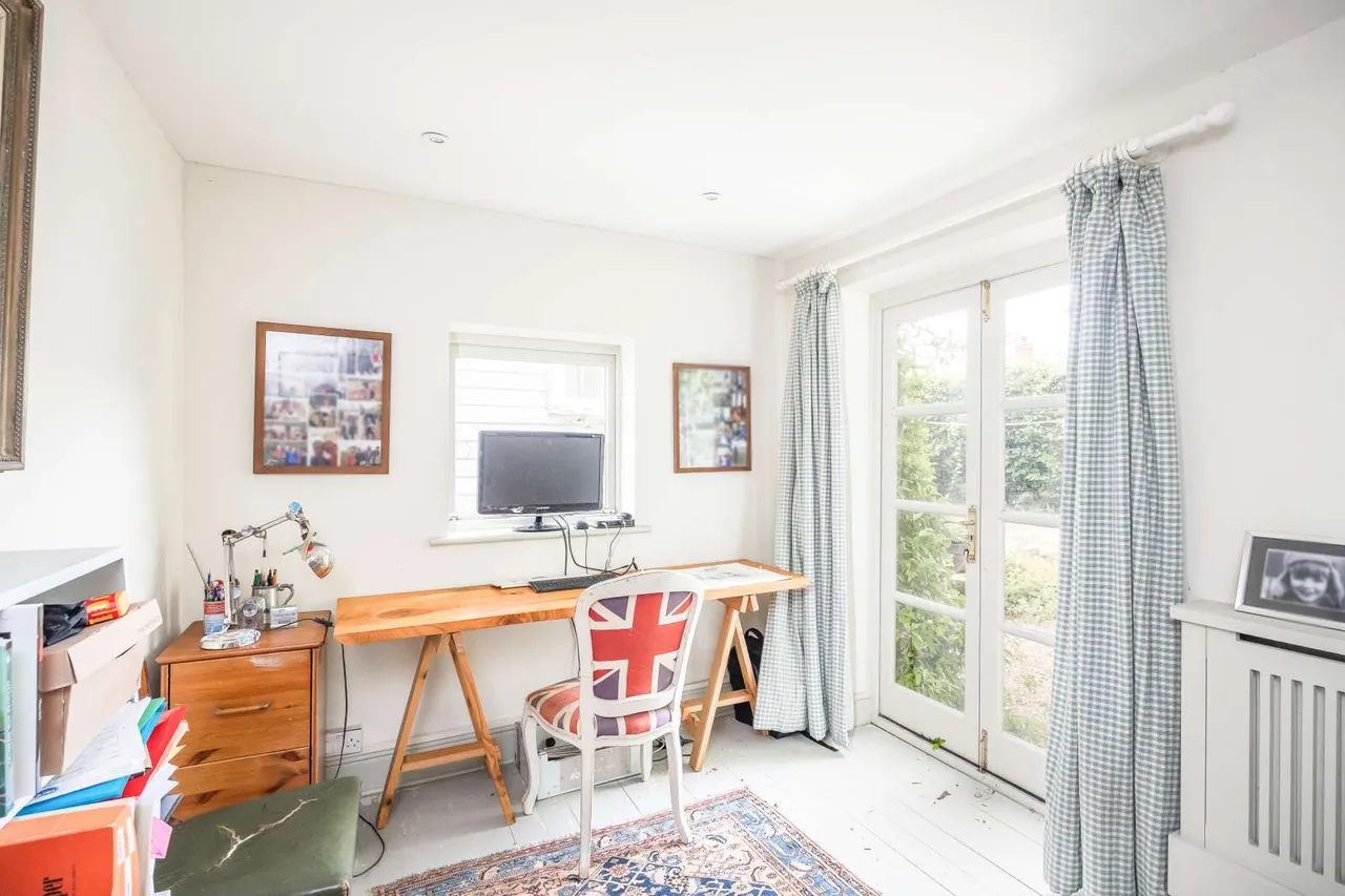 Stubhampton, Blandford Forum, DT11, photo 12