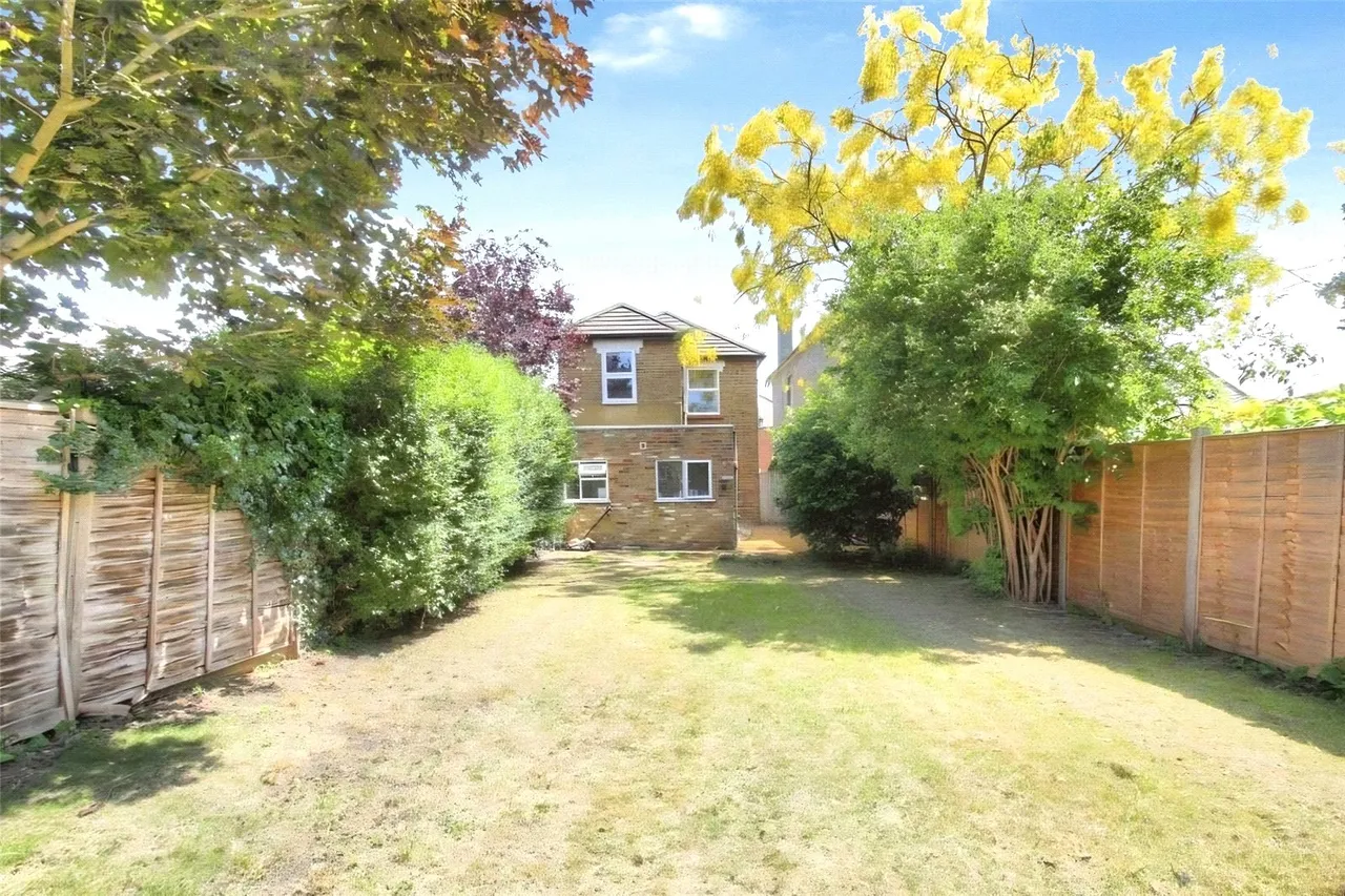 Queens Road, Egham, TW20, photo 9