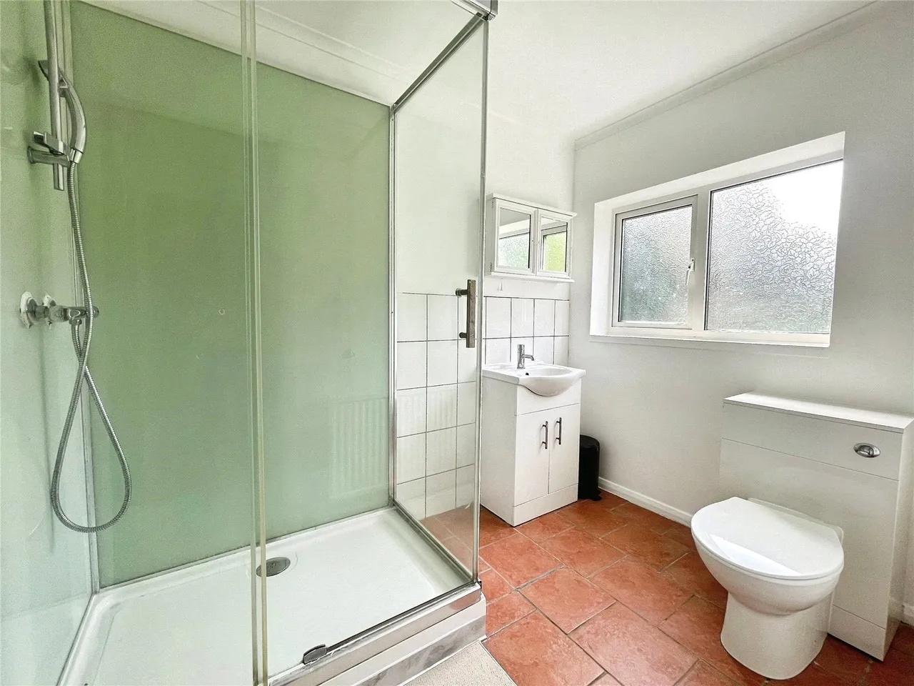 Queens Road, Egham, TW20, photo 6