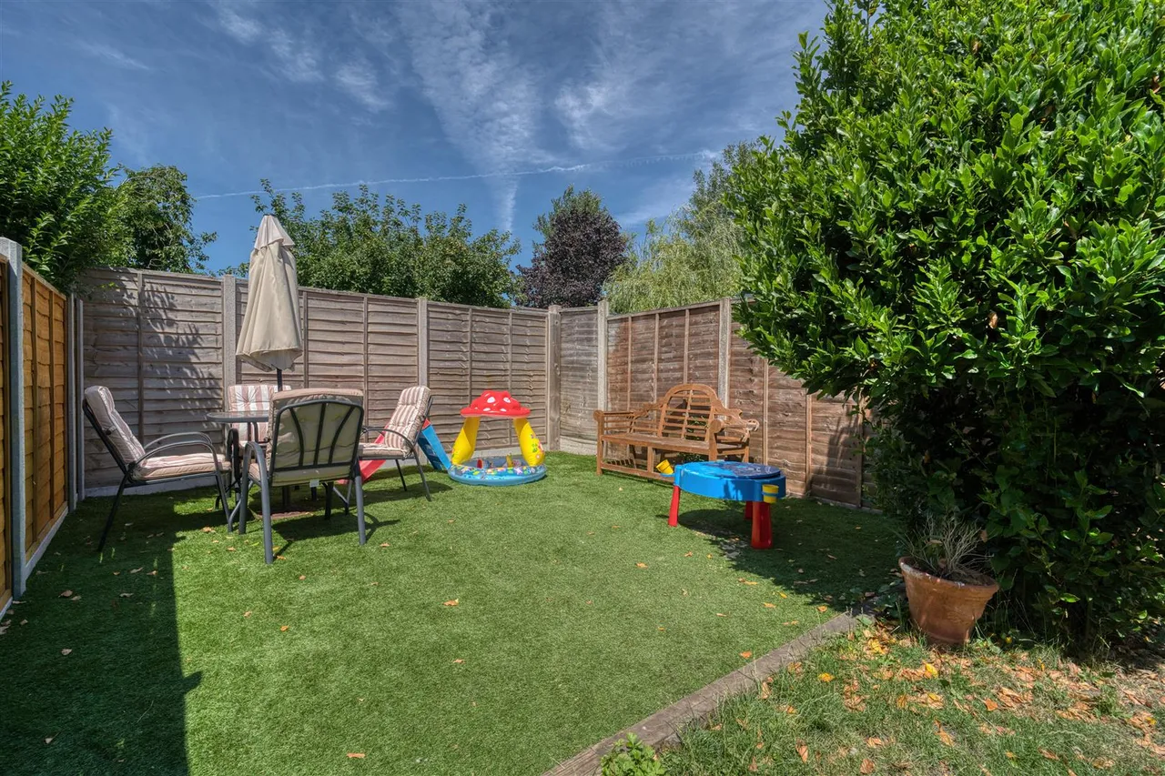 Railway Terrace, Gillingham, photo 10